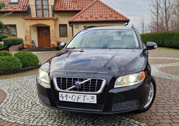 Volvo V70 cena 25777 przebieg: 235000, rok produkcji 2008 z Złoczew małe 277